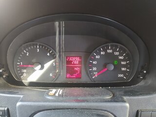 2011 Volkswagen Crafter, белый, 2650000 рублей, вид 3