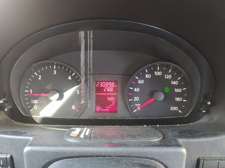 2011 Volkswagen Crafter, белый, 2650000 рублей, вид 3