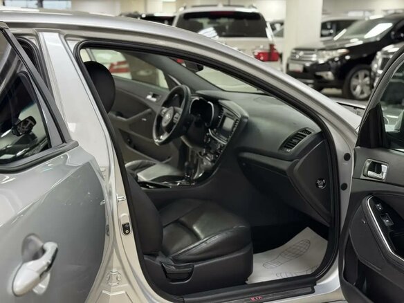 2015 Kia Optima III Рестайлинг, серебристый, 995000 рублей - вид 15