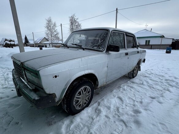 2010 Lada (ВАЗ) 2107, серебристый, 150000 рублей - вид 2