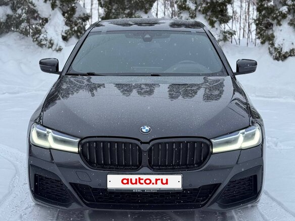 2020 BMW 5 серии 520d xDrive VII (G30/G31/G38) Рестайлинг, серый, 4300000 рублей - вид 2