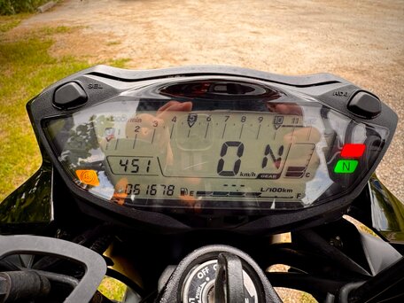 2019 Suzuki SV 650, белый, 565000 рублей, вид 3