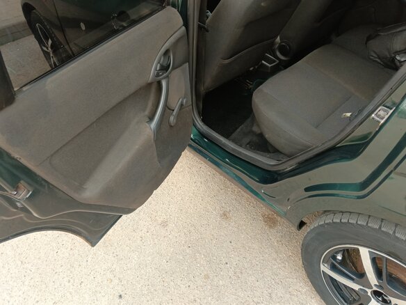 2004 Ford Focus I Рестайлинг, зелёный, 520000 рублей - вид 9