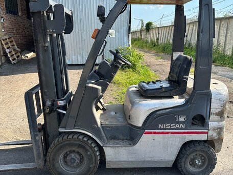 2003 Nissan серия L, 460000 рублей, вид 1