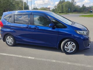 2017 Honda Freed II, синий, 1550000 рублей, вид 4