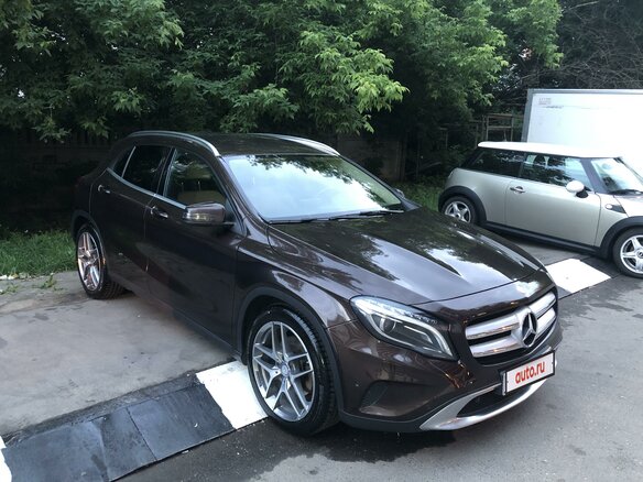 2014 Mercedes-Benz GLA 250 I (X156), коричневый