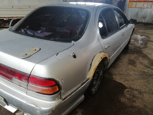1996 Nissan Cefiro II (A32), серебристый, 280000 рублей - вид 3