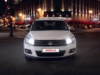 2016 Volkswagen Tiguan I Рестайлинг, белый, 1000000 рублей, вид 3