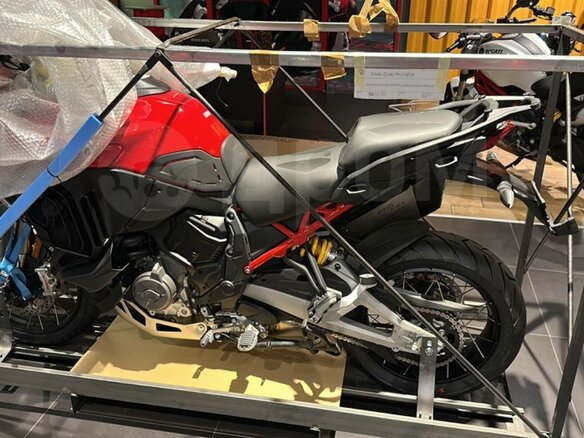 2023 Ducati Multistrada V4, красный, 3606219 рублей - вид 7