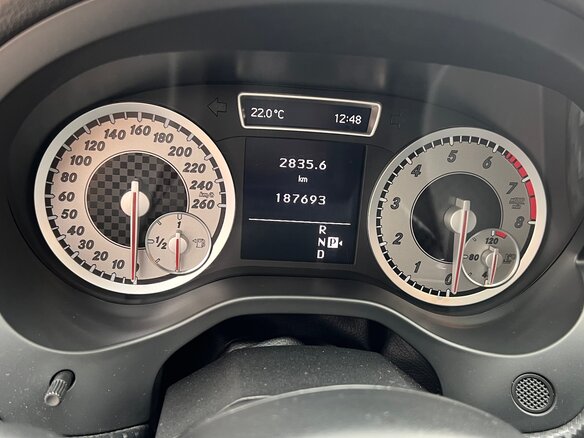 2013 Mercedes-Benz A-Класс 180 III (W176), синий, 1500000 рублей - вид 9