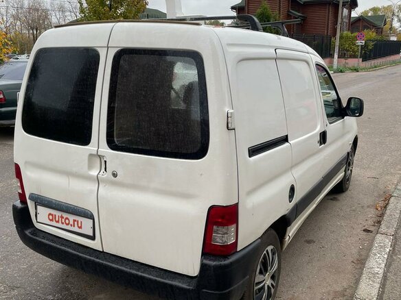 2011 Citroen Berlingo, белый, 400000 рублей - вид 10