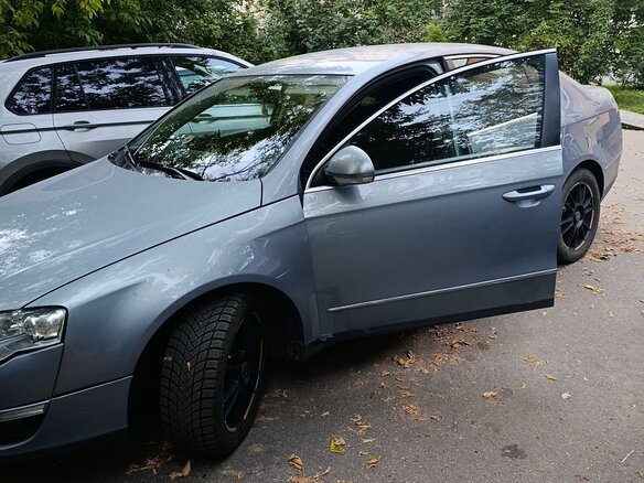 2010 Volkswagen Passat B6, серый, 750000 рублей - вид 12