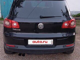 2011 Volkswagen Tiguan I, чёрный, 950000 рублей, вид 1