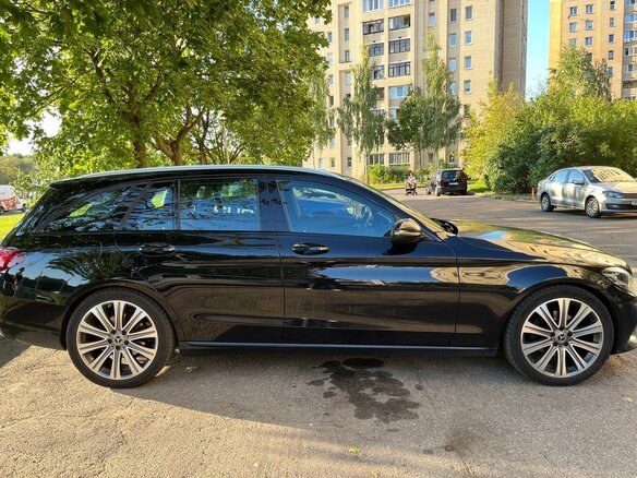 2018 Mercedes-Benz C-Класс 220 d IV (W205) Рестайлинг, чёрный, 1750000 рублей - вид 3