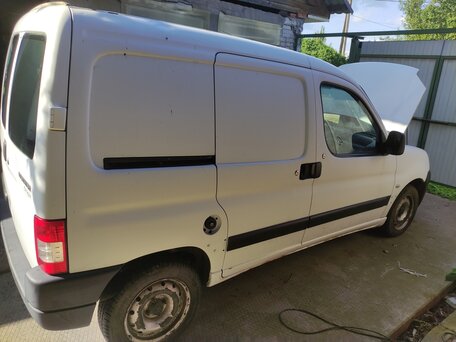 2008 Peugeot Partner, белый, 400000 рублей, вид 3