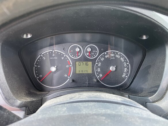 2010 Ford Transit Connect, белый, 550000 рублей - вид 4