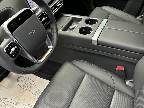 2024 Li Auto (Lixiang) L7 42.8 kWh I Рестайлинг, серебристый, 8350000 рублей - вид 6