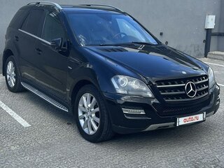 2011 Mercedes-Benz M-Класс 350 II (W164) Рестайлинг, чёрный, 2000000 рублей, вид 1
