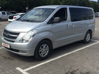 2009 Hyundai Grand Starex I, серебристый, 1250000 рублей, вид 1