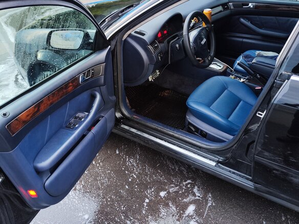 1999 Audi A6 II (C5), чёрный, 150000 рублей - вид 8