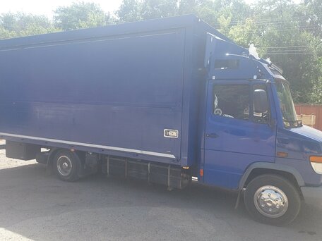 2005 Mercedes-Benz Vario, синий, 2000000 рублей, вид 1