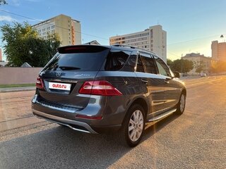 2014 Mercedes-Benz M-Класс 400 III (W166), серый, 2320000 рублей, вид 3