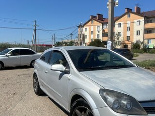 2006 Opel Astra GTC H Рестайлинг, серебристый, 380000 рублей, вид 1