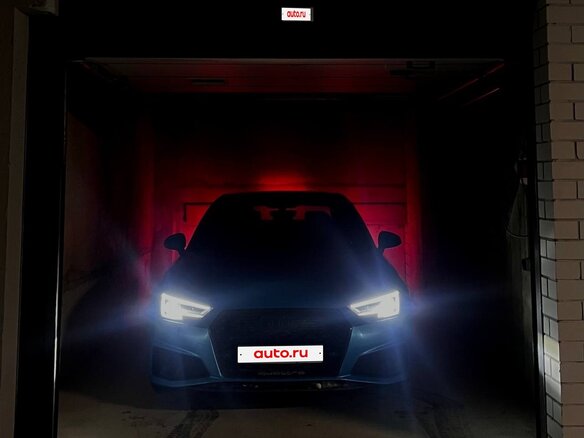 2018 Audi A4 V (B9), голубой, 4990000 рублей - вид 2