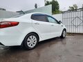 2014 Kia Rio III, белый, 990000 рублей - вид 2