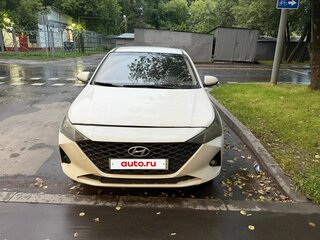 2020 Hyundai Solaris II Рестайлинг, белый, 930000 рублей, вид 2