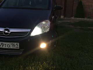 2008 Opel Zafira B Рестайлинг, синий, 580000 рублей, вид 3