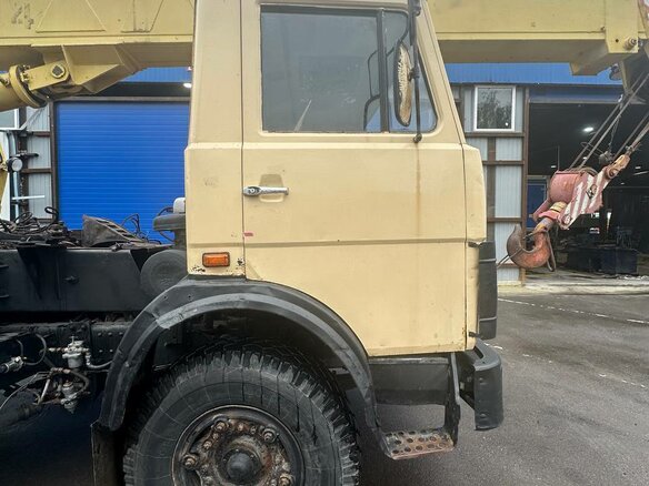 1993 МАЗ Автокраны, бежевый, 1100000 рублей - вид 7