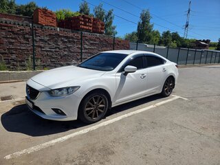2018 Mazda 6 III (GJ) Рестайлинг, белый, 1750000 рублей, вид 3
