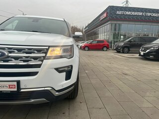 2019 Ford Explorer V Рестайлинг 2, белый, 3599000 рублей, вид 1
