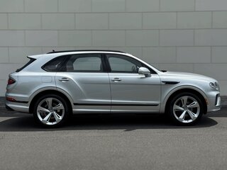 2026 Bentley Bentayga I Рестайлинг, серебристый, 38837018 рублей, вид 5
