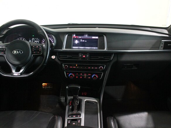 2017 Kia Optima IV, белый - вид 11