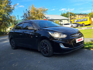 2013 Hyundai Solaris I, чёрный, 500000 рублей, вид 2