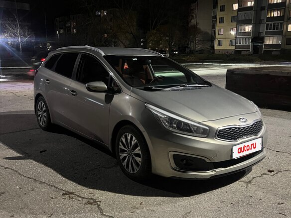 2017 Kia Ceed II Рестайлинг, серебристый, 1149000 рублей - вид 3