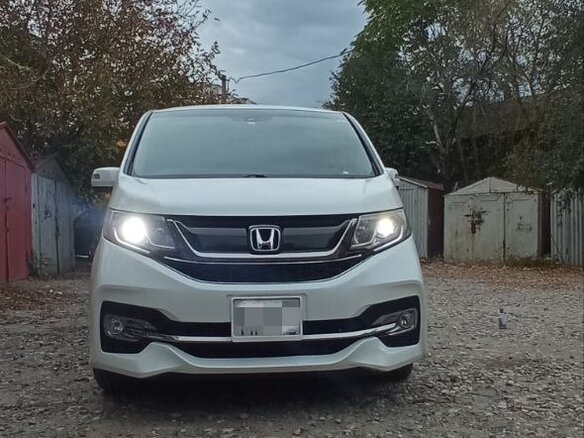 2017 Honda Stepwgn Spada V Рестайлинг, белый, 2699000 рублей - вид 10