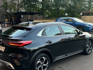 2021 Kia XCeed I, чёрный, 2200000 рублей, вид 2
