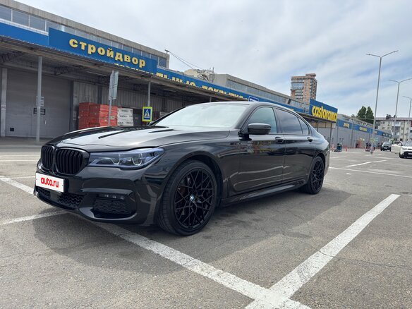 2017 BMW 7 серии Long 730Ld xDrive VI (G11/G12), чёрный, 3700000 рублей - вид 1