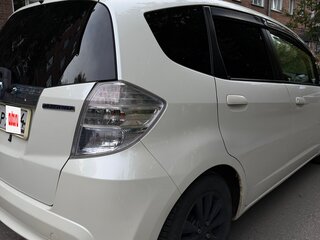 2012 Honda Fit Hybrid II, белый, 900000 рублей, вид 5