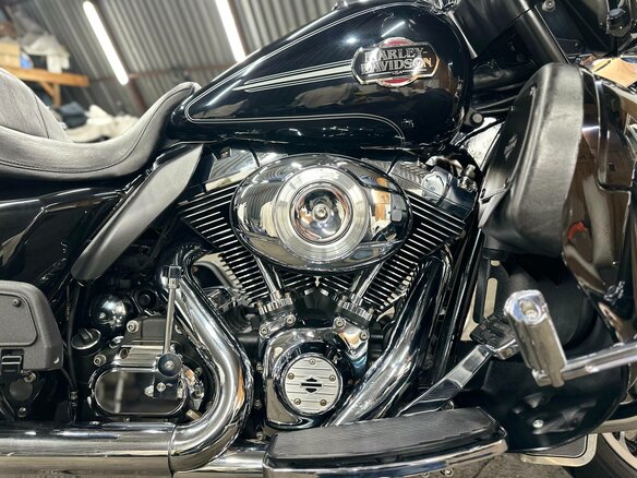 2012 Harley-Davidson Electra Glide, чёрный, 1130000 рублей - вид 18