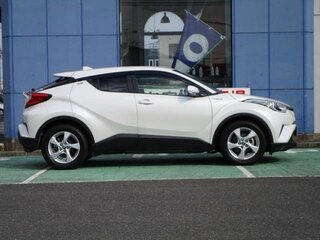 2017 Toyota C-HR I, белый, 1430000 рублей, вид 2