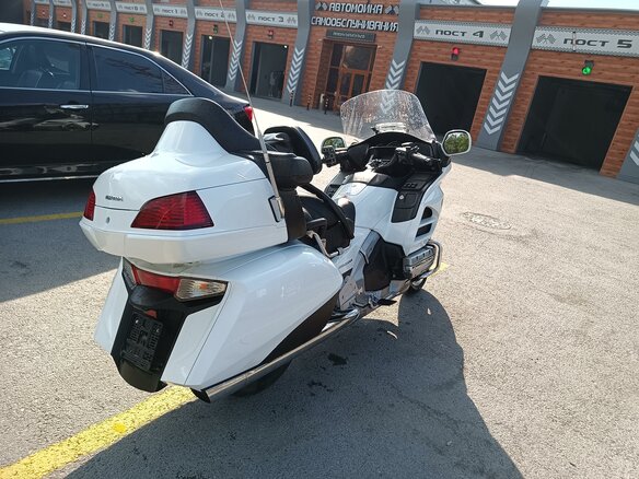 2016 Honda GL 1800 Gold Wing, белый, 1900000 рублей - вид 5