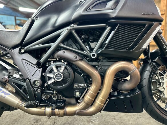 2014 Ducati Diavel, чёрный, 1250000 рублей - вид 19