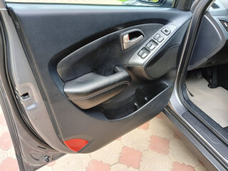 2013 Hyundai ix35 I, серый, 1495000 рублей, вид 5