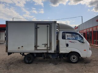 2010 Kia Bongo, белый, 500000 рублей, вид 2