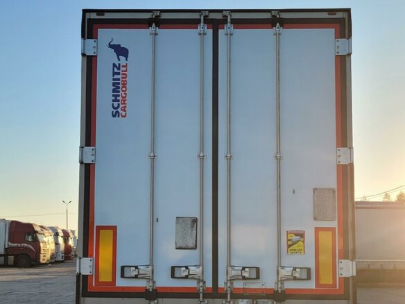 2023 Schmitz Cargobull SKO, белый - вид 9