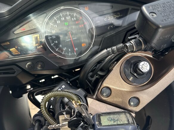 2016 Honda VFR 800, белый, 1000000 рублей - вид 4
